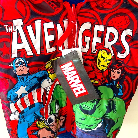 The Avengers Kids Red & Blue Reversible Jacket (2T) all over print.Brand New NWT - Picture 2 of 6